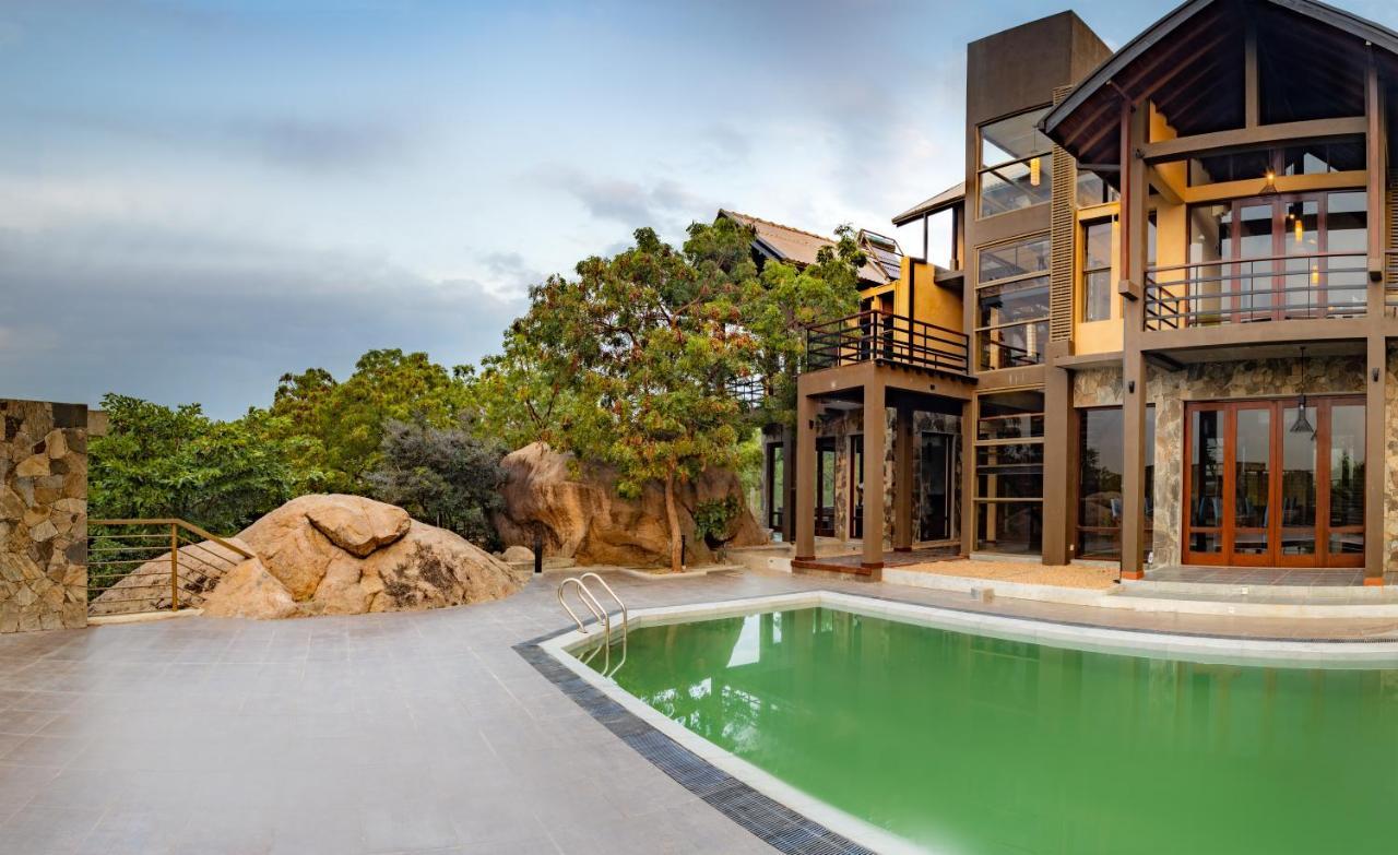 Hotel Rock Wild Yala Esterno foto